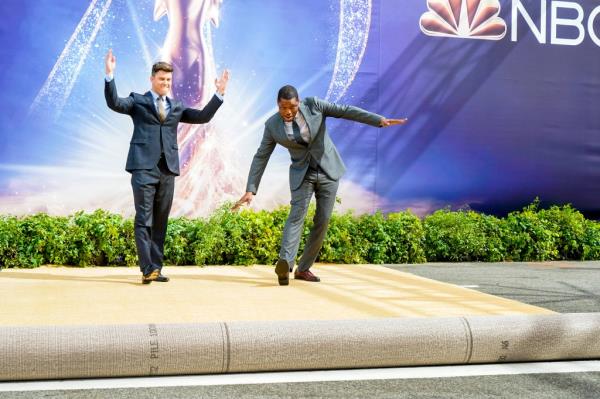 Colin Jost and Michael Che at the 2018 Emmys. 